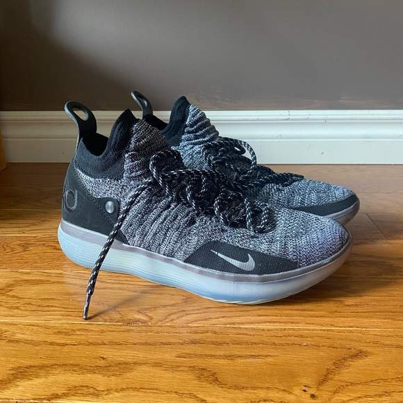 Nike KD 11 Basketball Shoes - Picture 2 of 9